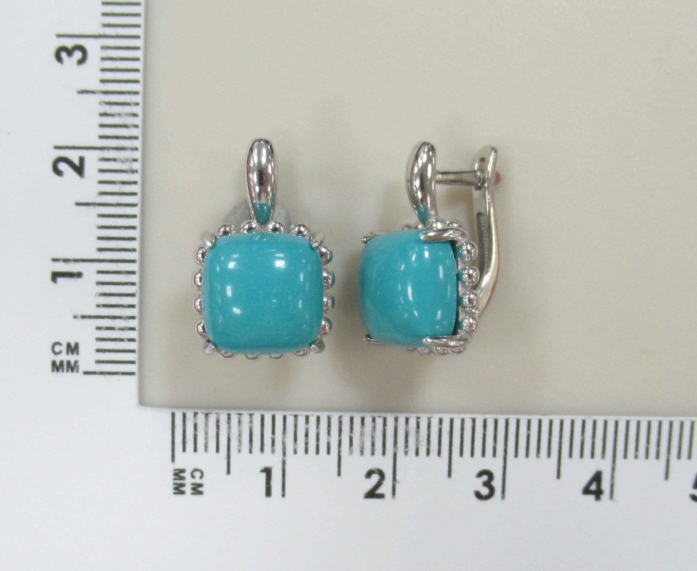 Серебряные серьги с бирюзой